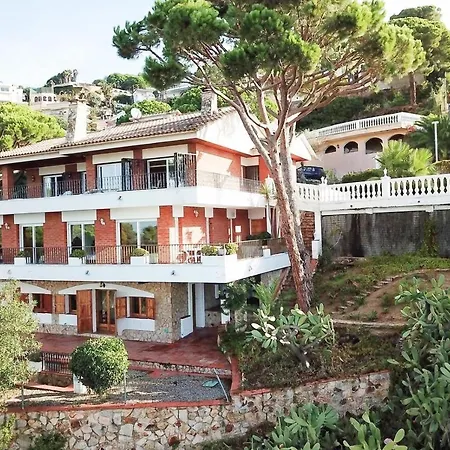 Large House With Panoramic Sea View *