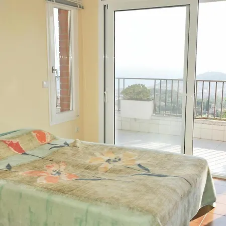 Large House With Panoramic Sea View *